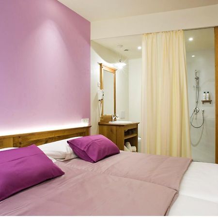 Majerija Hotel Vipava Ngoại thất bức ảnh